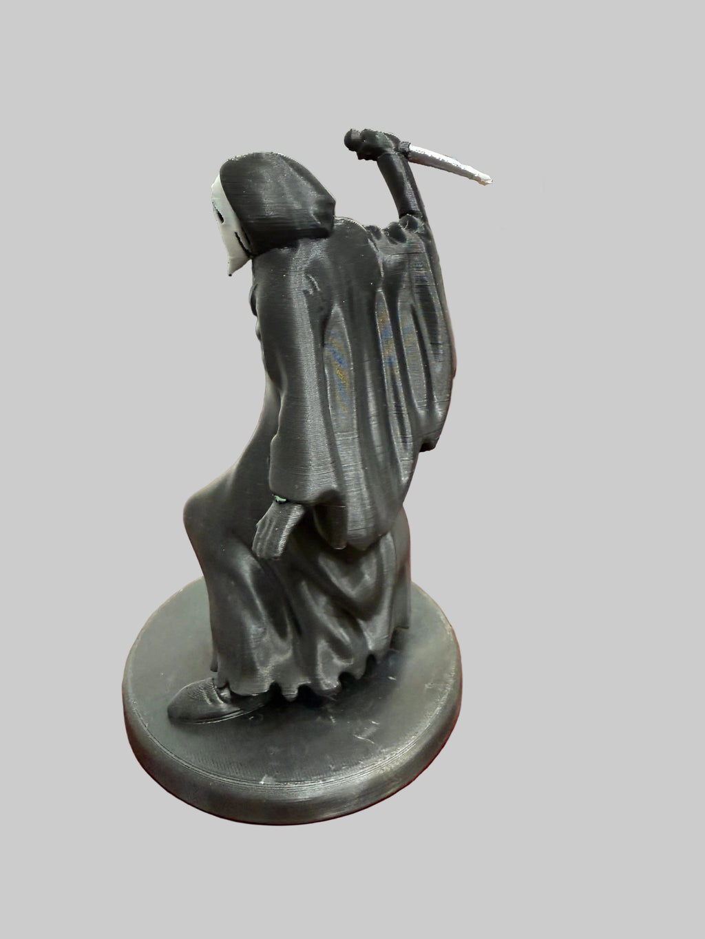 Masked Ghost Statue – 3D Printed Horror Halloween Sculpture